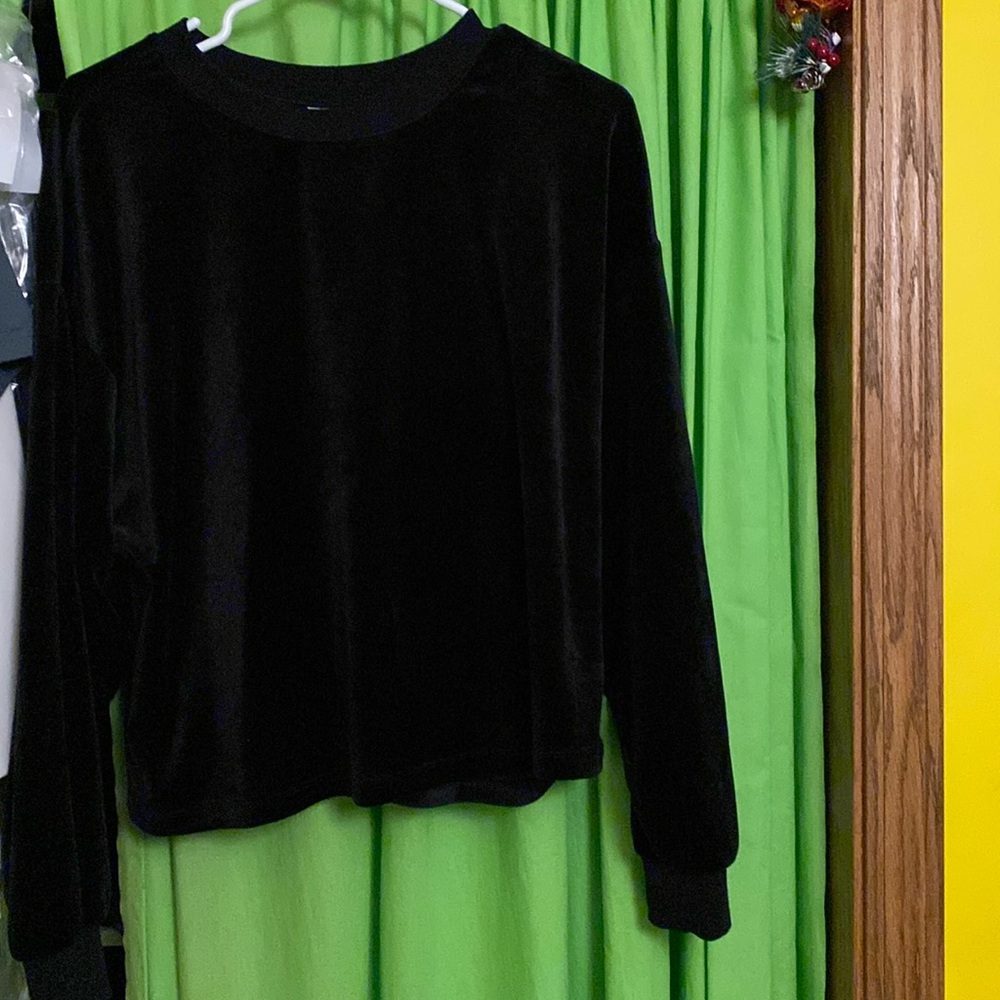 Old Navy Crewneck Sweatshirt